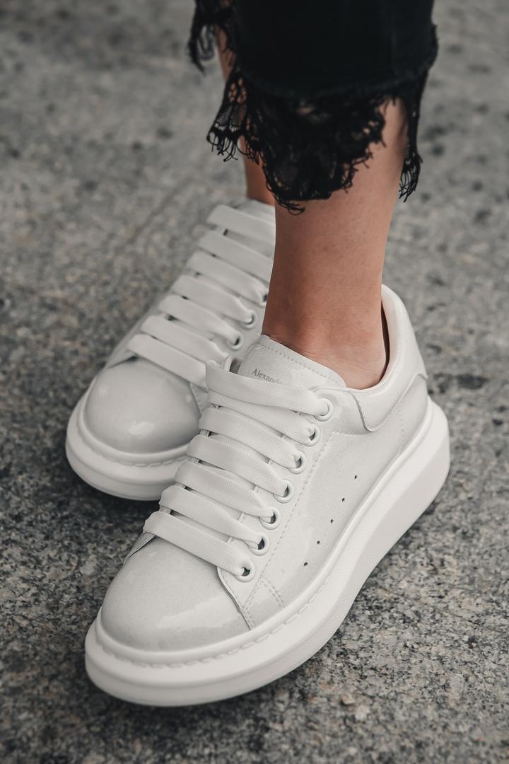 Alexander McQueen Low White Pearl 2