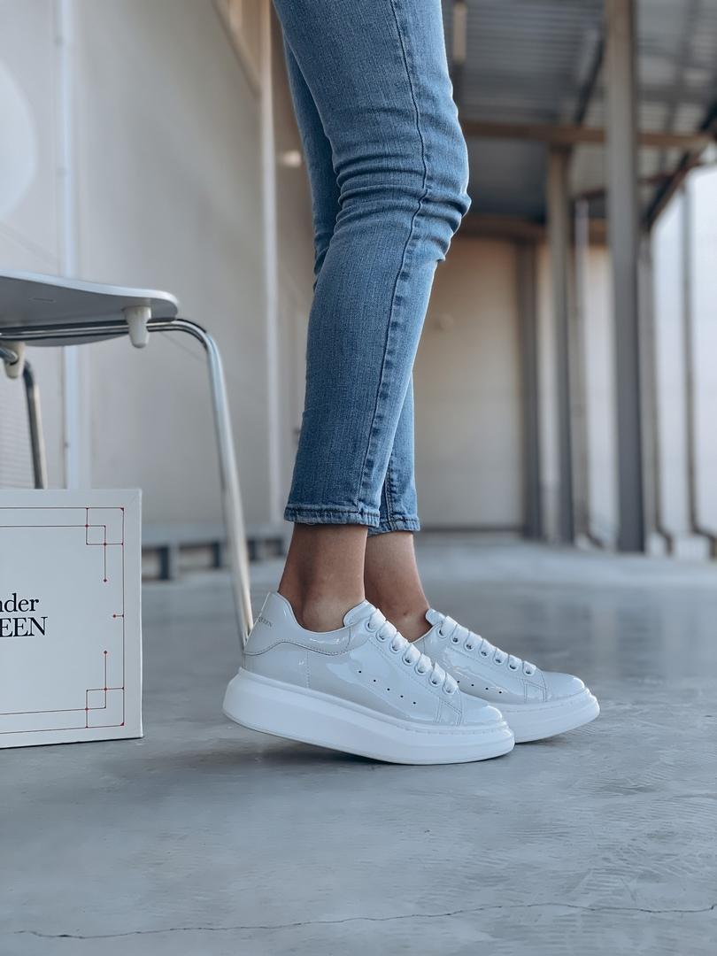 Alexander McQueen Low White Pearl 2