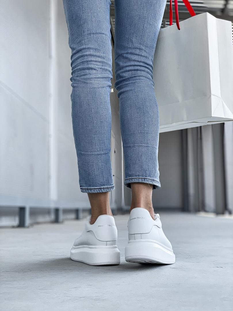 Alexander McQueen Low Triple White
