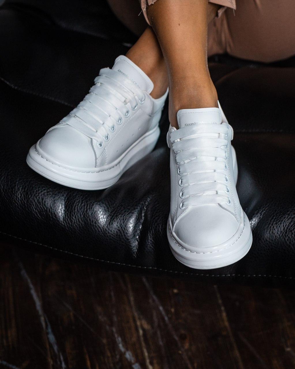 Alexander McQueen Low Triple White