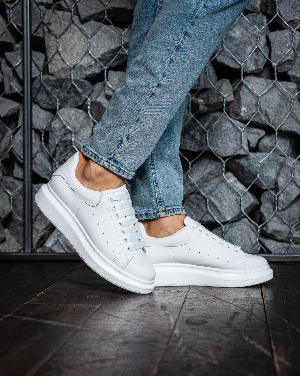Alexander McQueen Low Triple White