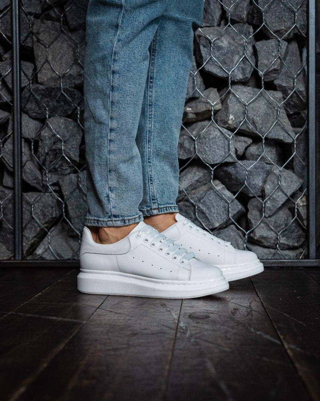 Alexander McQueen Low Triple White