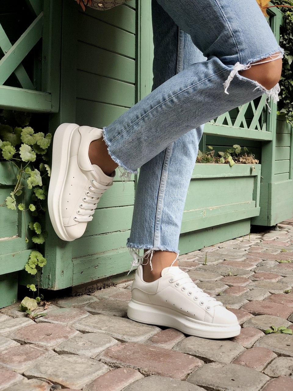 Alexander McQueen Low Triple White