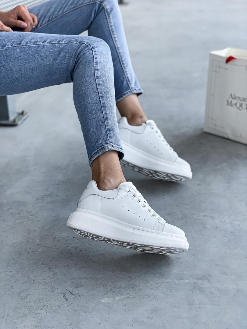 Alexander McQueen Low Triple White