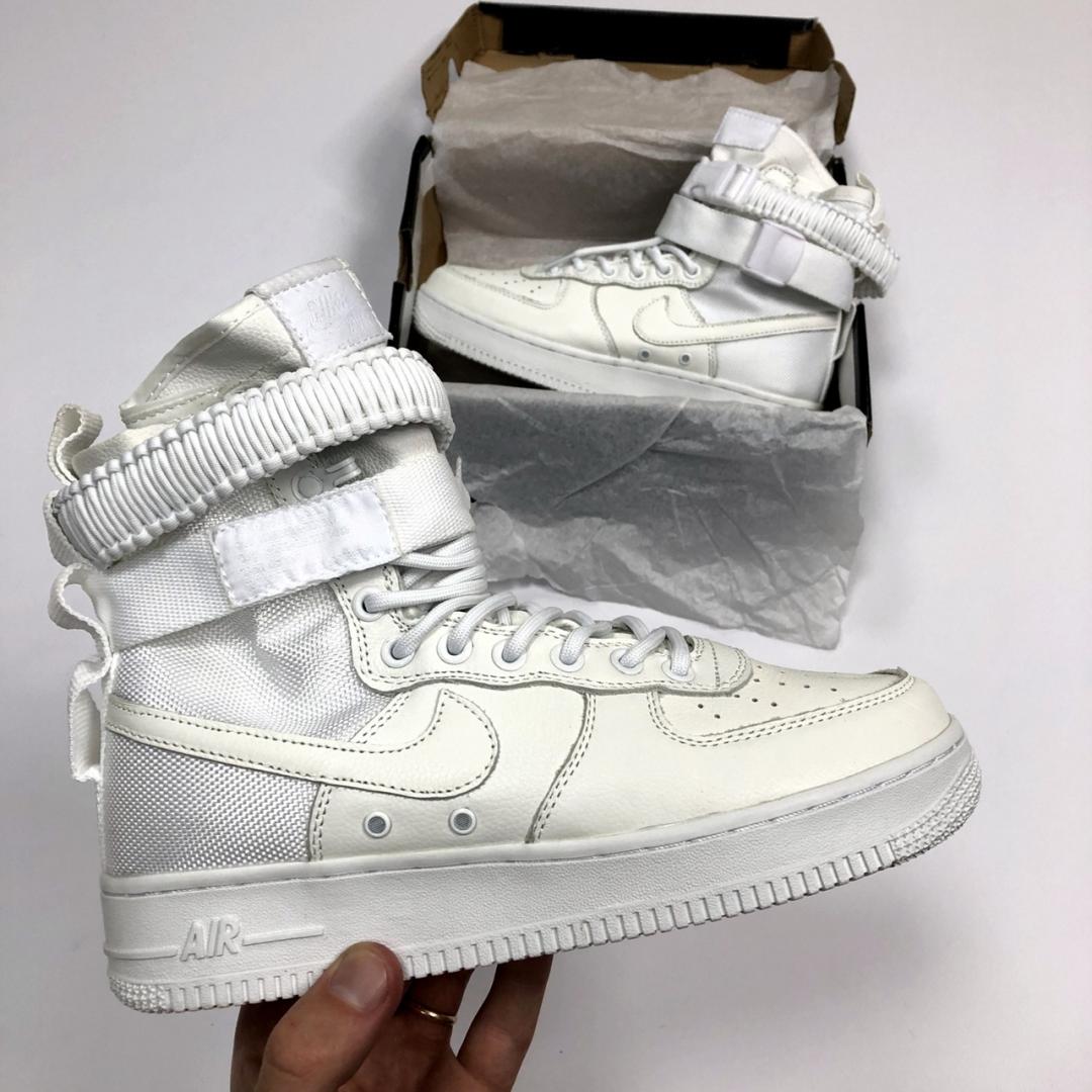 Nike Special Fled Air Force 1 White
