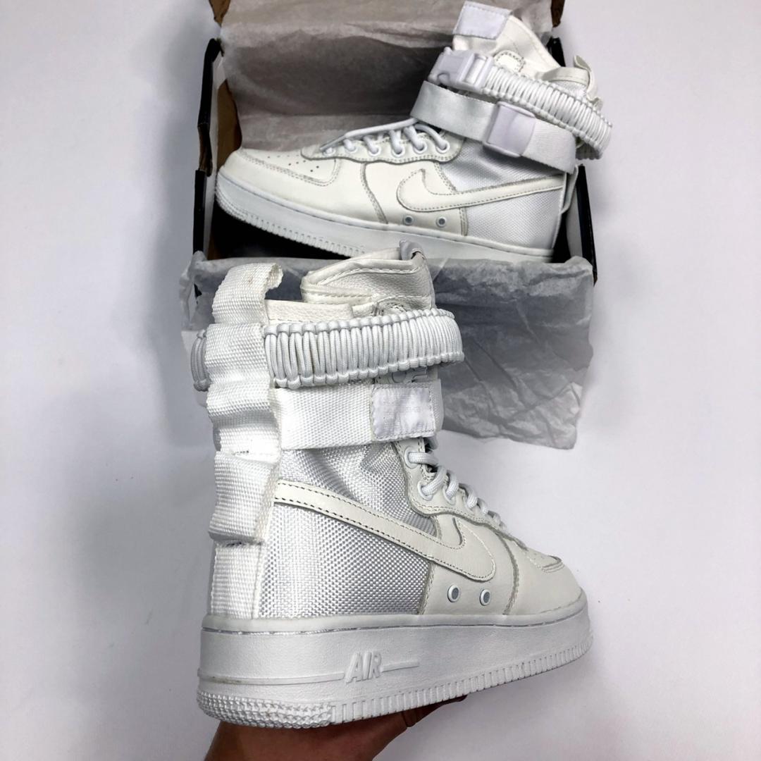 Nike Special Fled Air Force 1 White