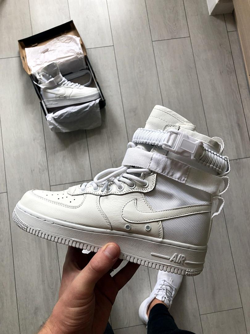Nike Special Fled Air Force 1 White