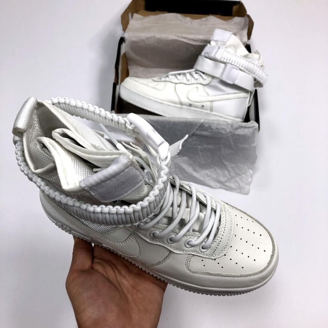 Nike Special Fled Air Force 1 White