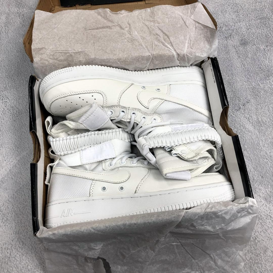 Nike Special Fled Air Force 1 White