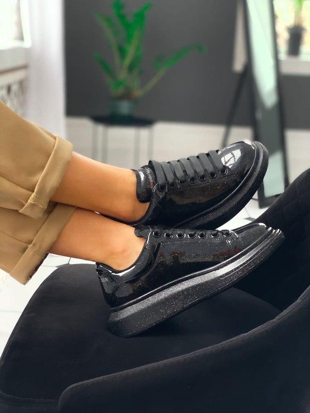 Alexander McQueen Low Galaxy Black