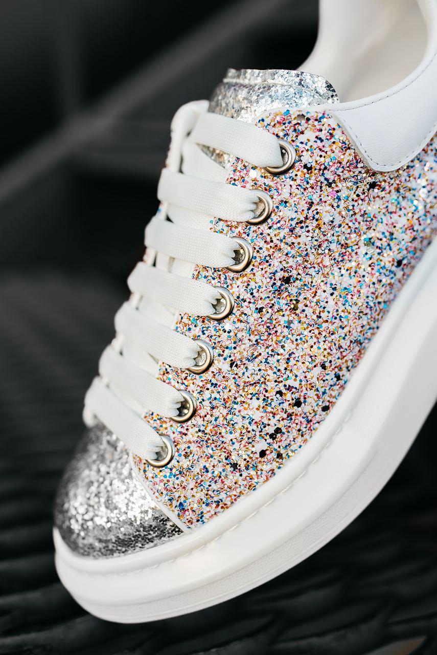 Alexander McQueen Low Lace-Up Glitter Leather