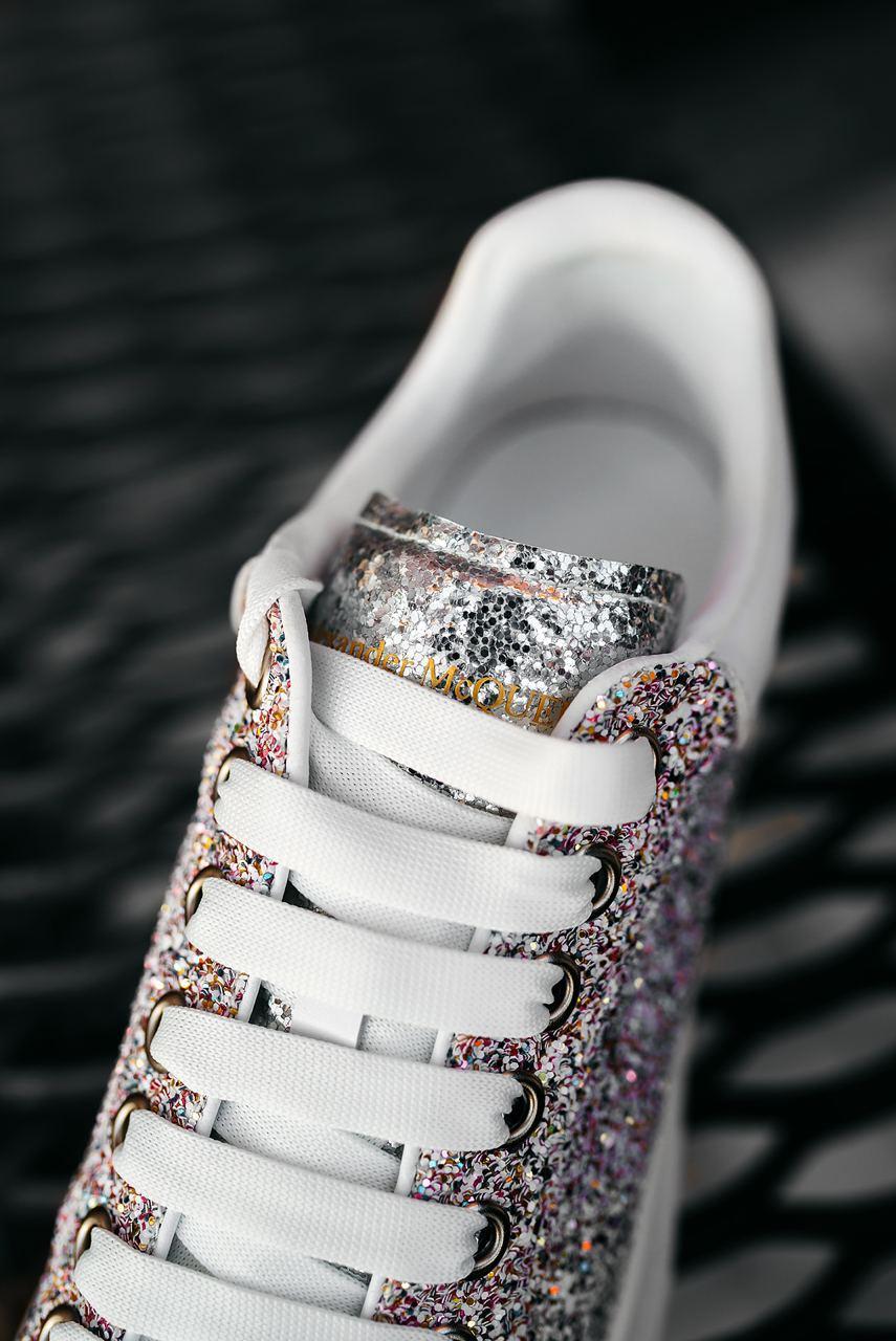 Alexander McQueen Low Lace-Up Glitter Leather