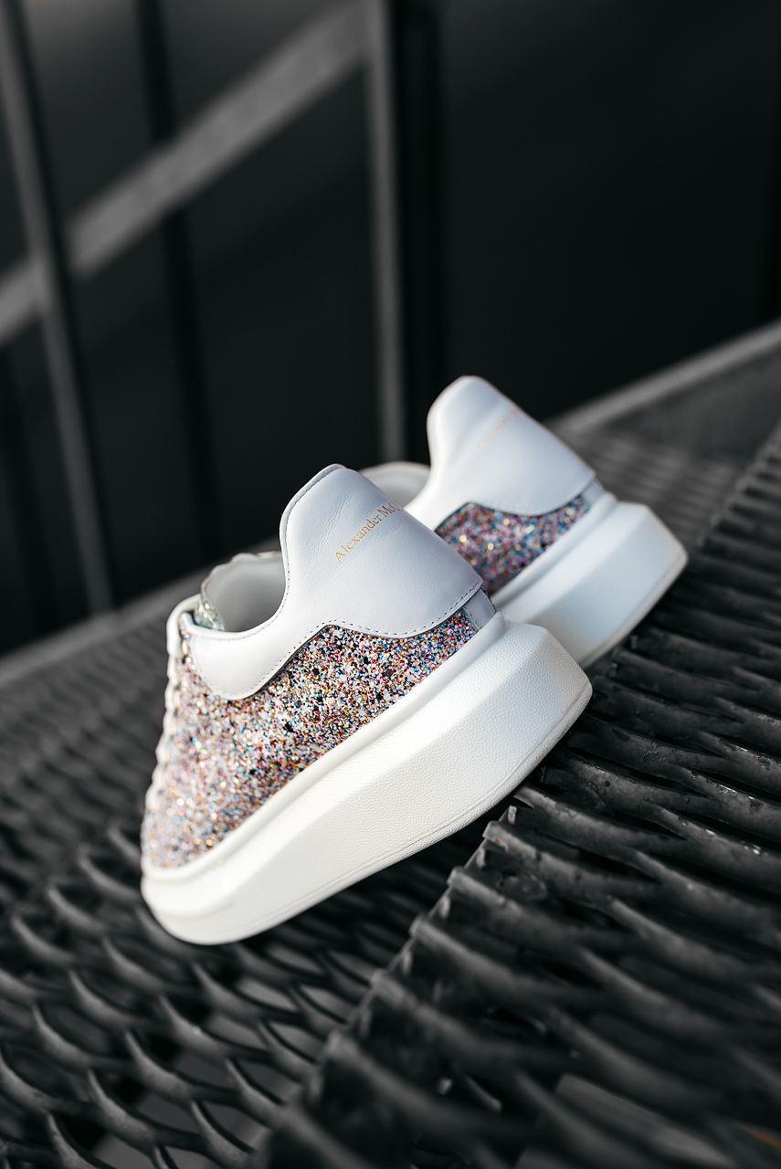 Alexander McQueen Low Lace-Up Glitter Leather