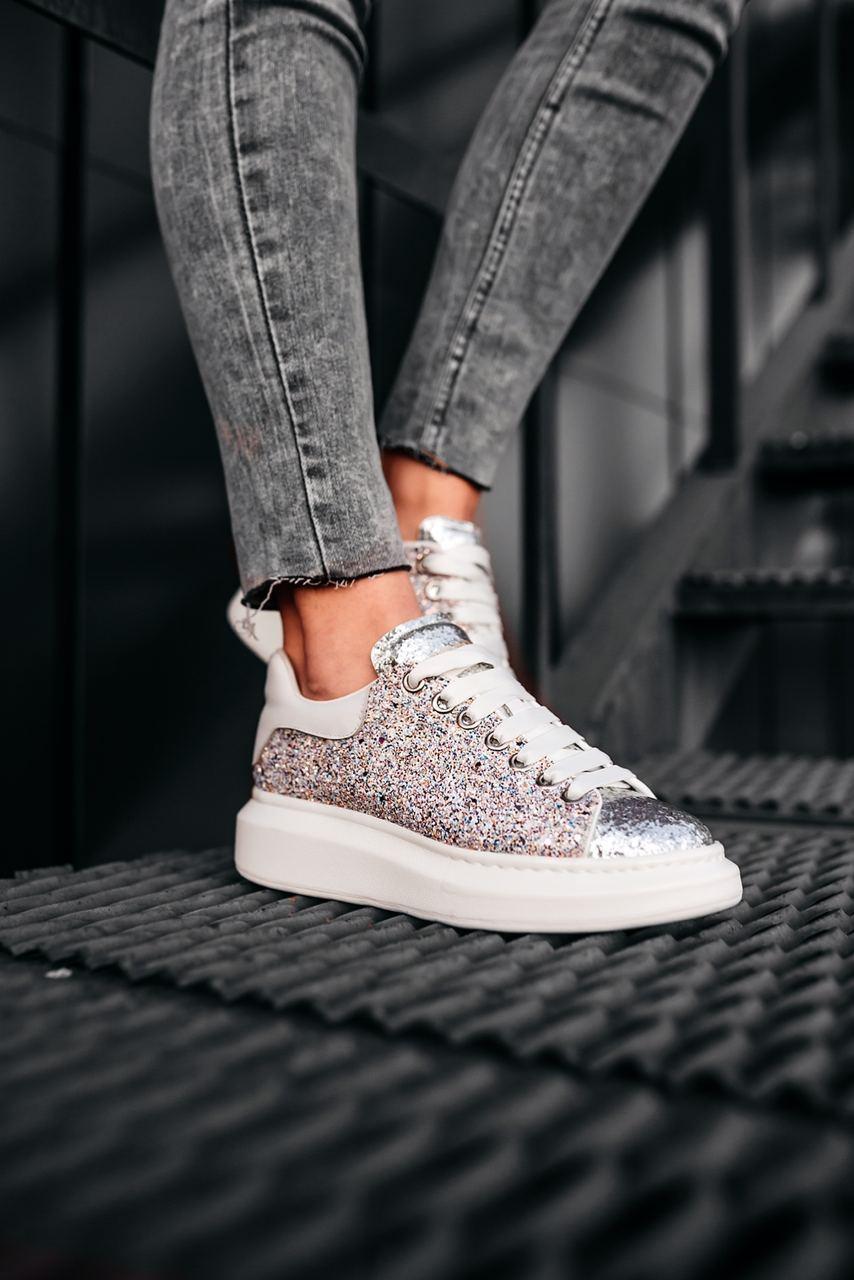 Alexander McQueen Low Lace-Up Glitter Leather