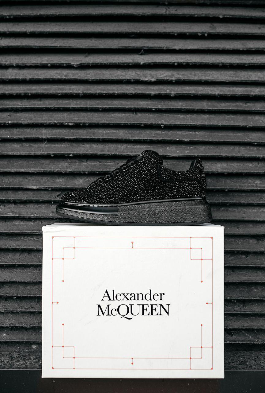 Alexander McQueen Low Larry Black 2