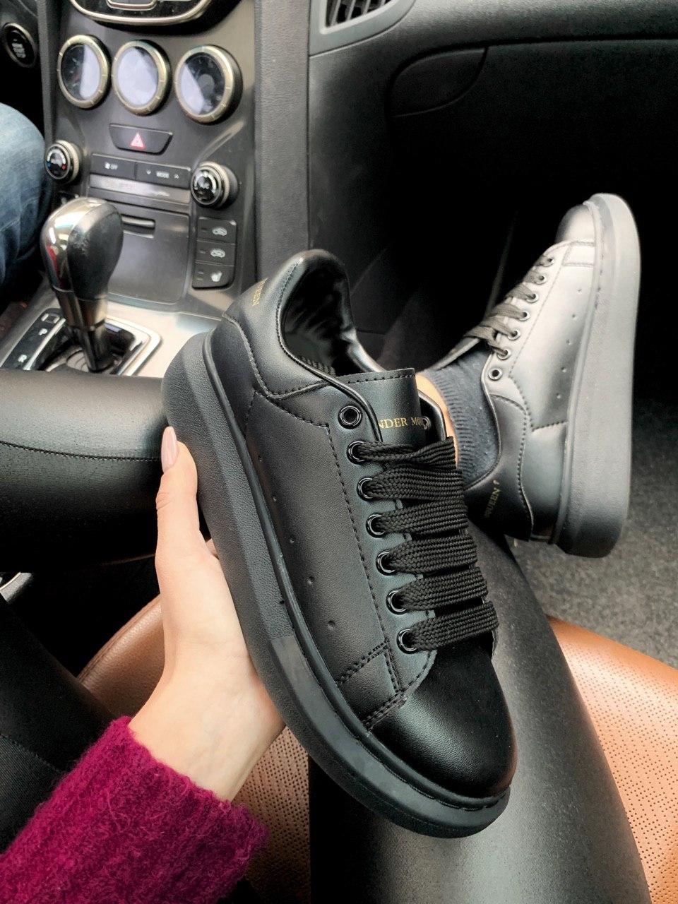Alexander McQueen Low Triple Black 2