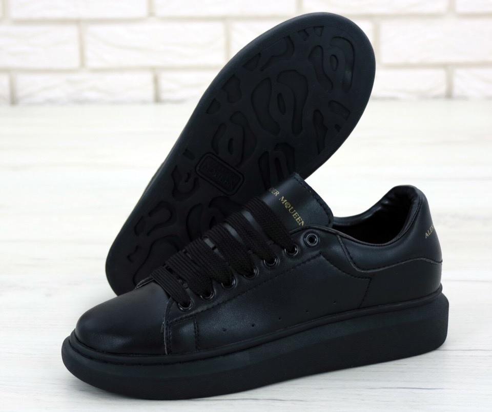 Alexander McQueen Low Triple Black 2