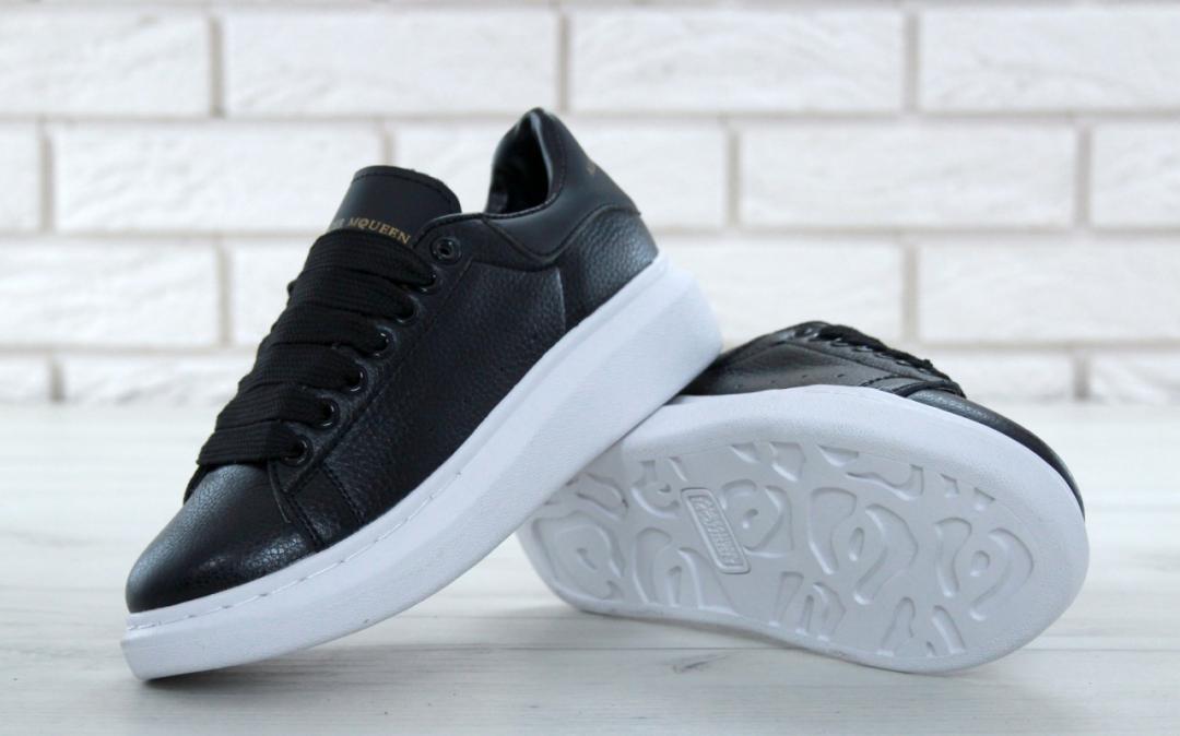 Alexander McQueen Low Black White 2