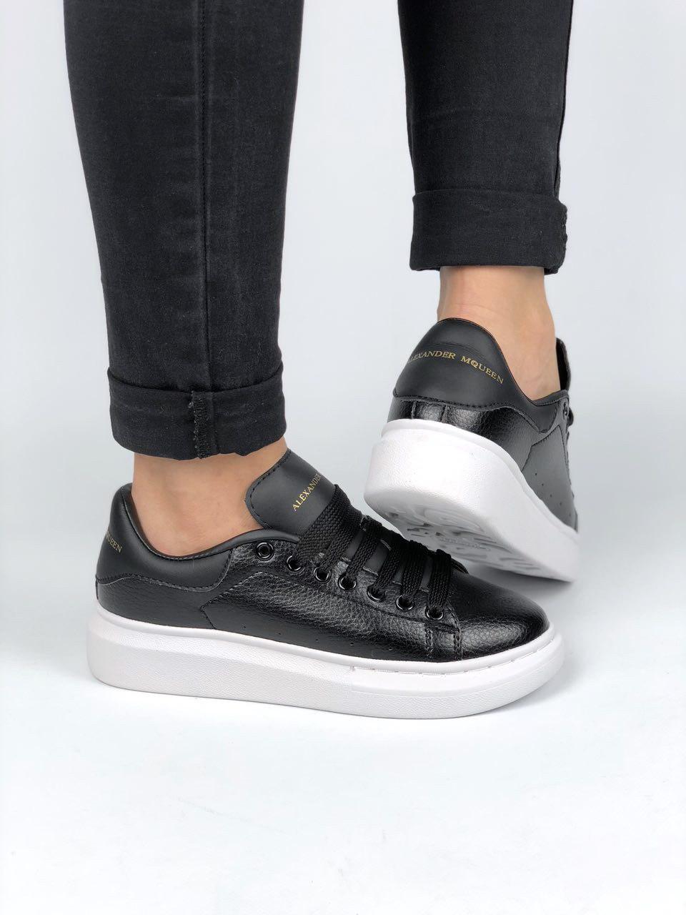 Alexander McQueen Low Black White 2