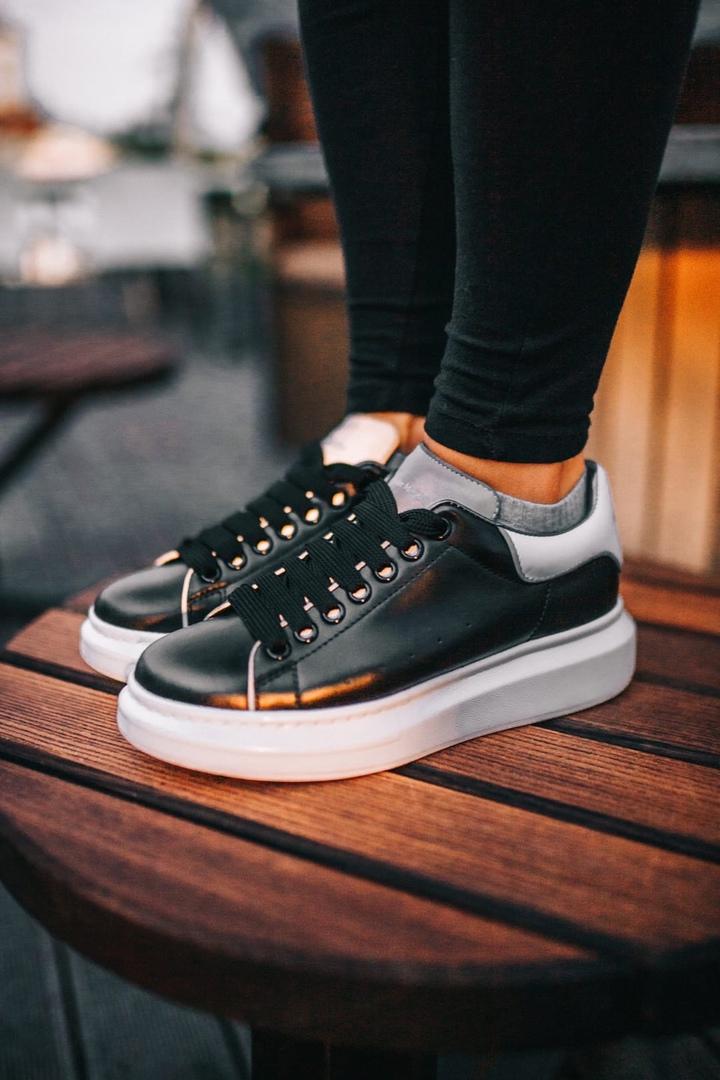 Alexander McQueen Low Black White Reflective