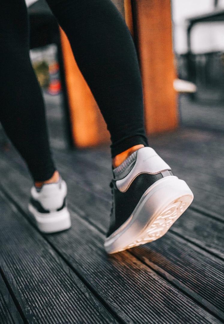 Alexander McQueen Low Black White Reflective