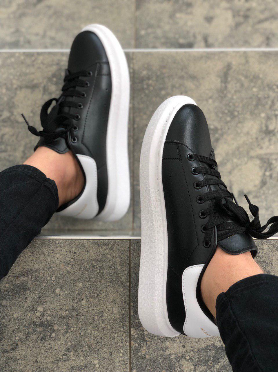 Alexander McQueen Low Black White 3
