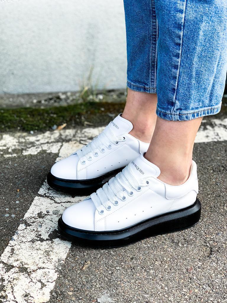 Alexander McQueen Low White Black
