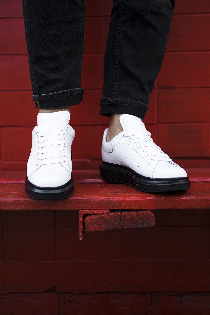 Alexander McQueen Low White Black