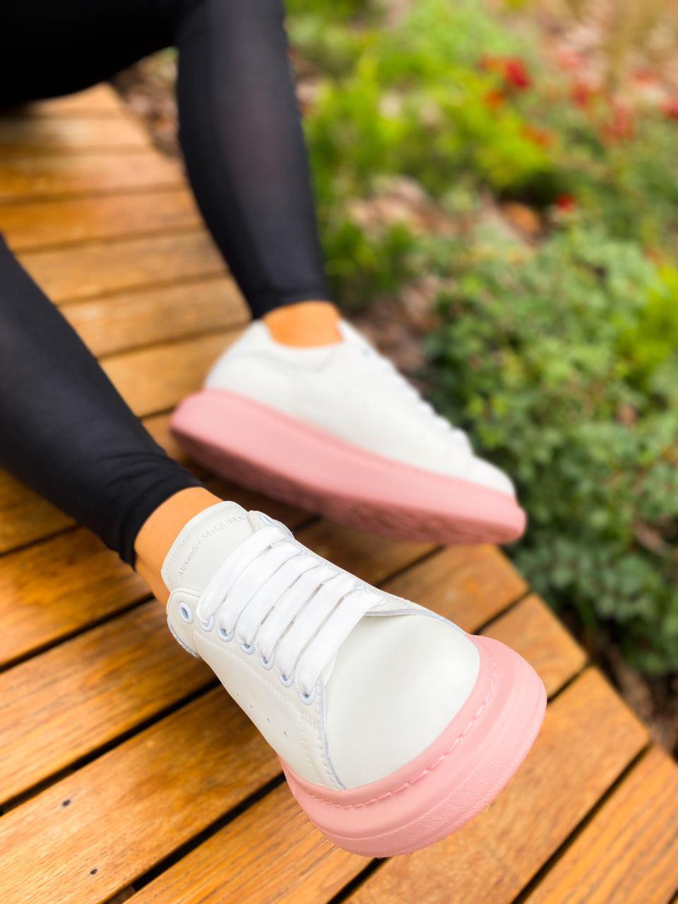 Alexander McQueen Low White Pink 1