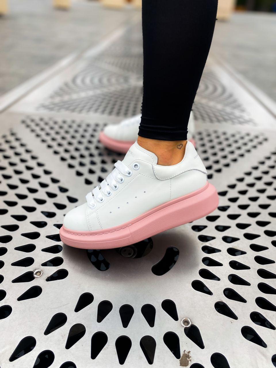 Alexander McQueen Low White Pink 1