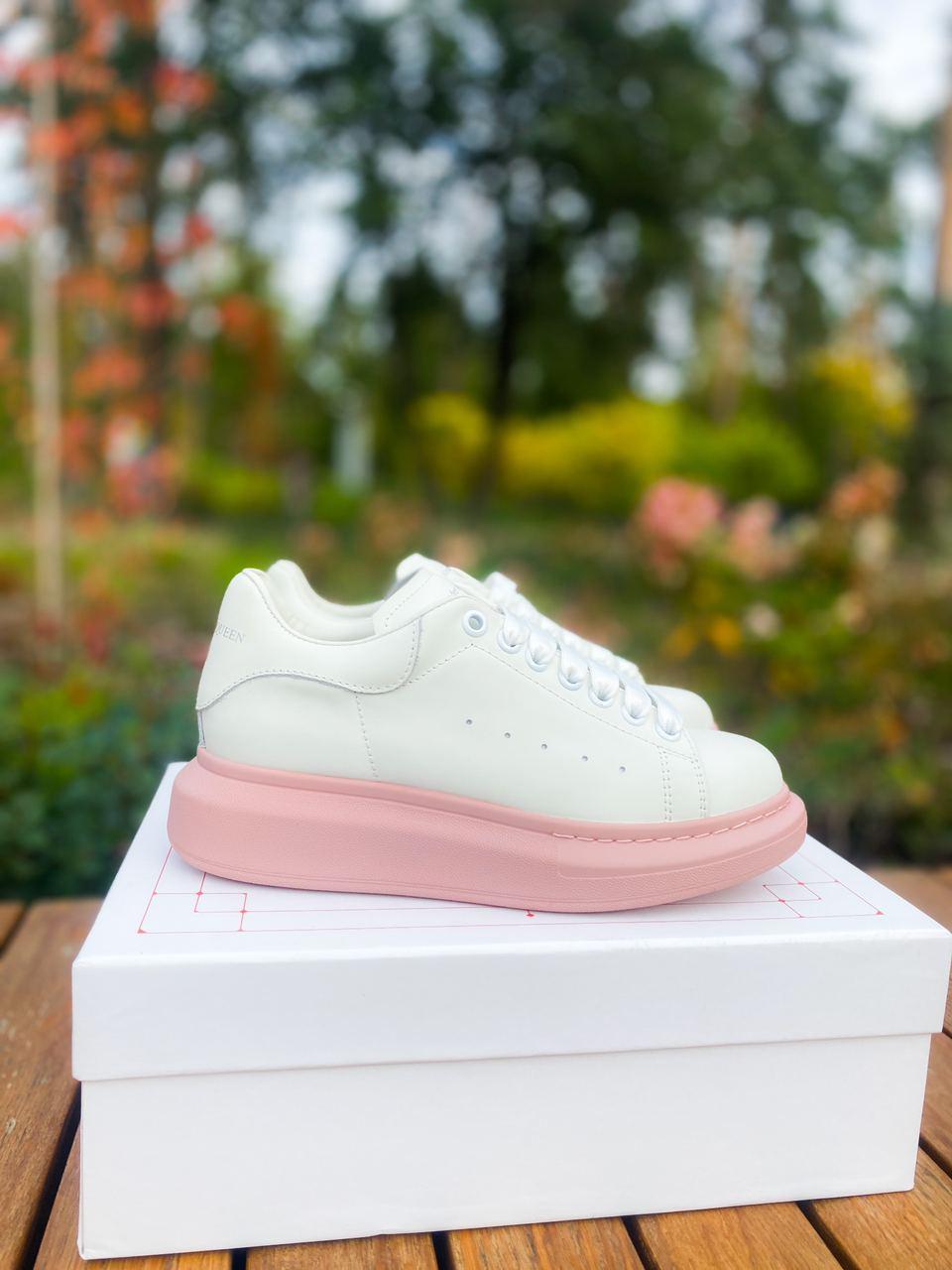 Alexander McQueen Low White Pink 1