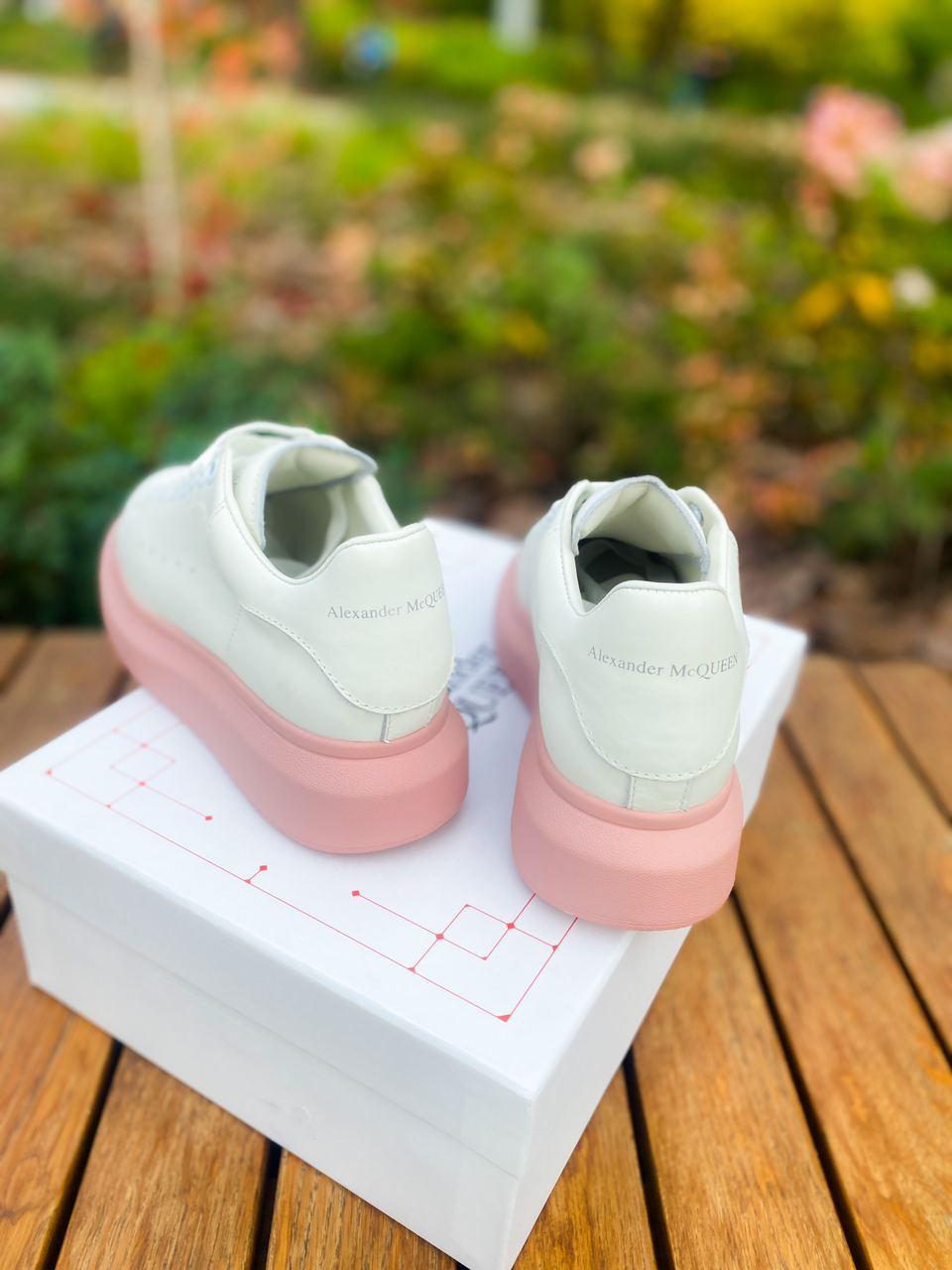 Alexander McQueen Low White Pink 1