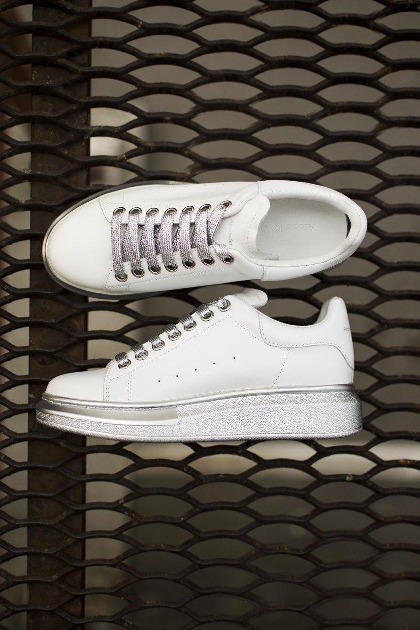 Alexander McQueen Low White Silver