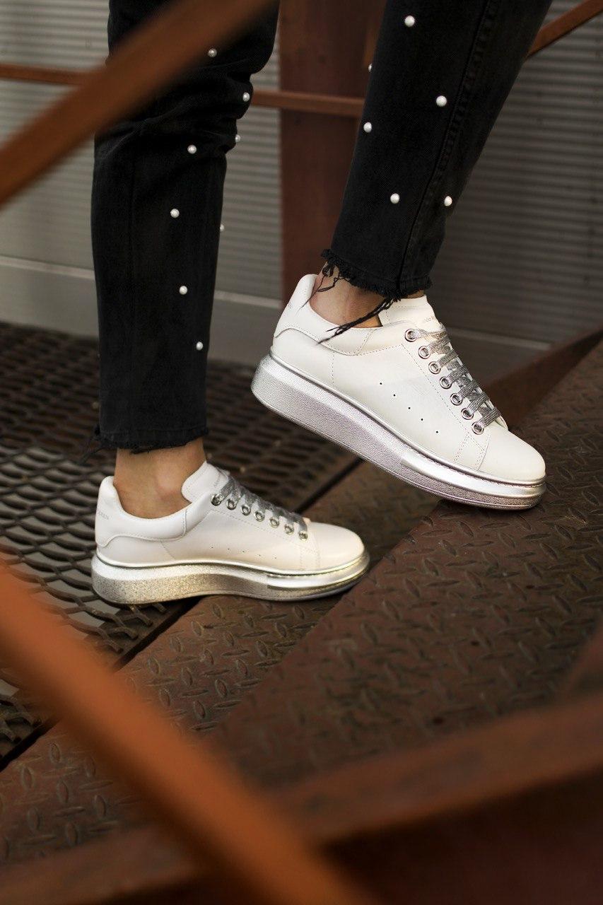 Alexander McQueen Low White Silver