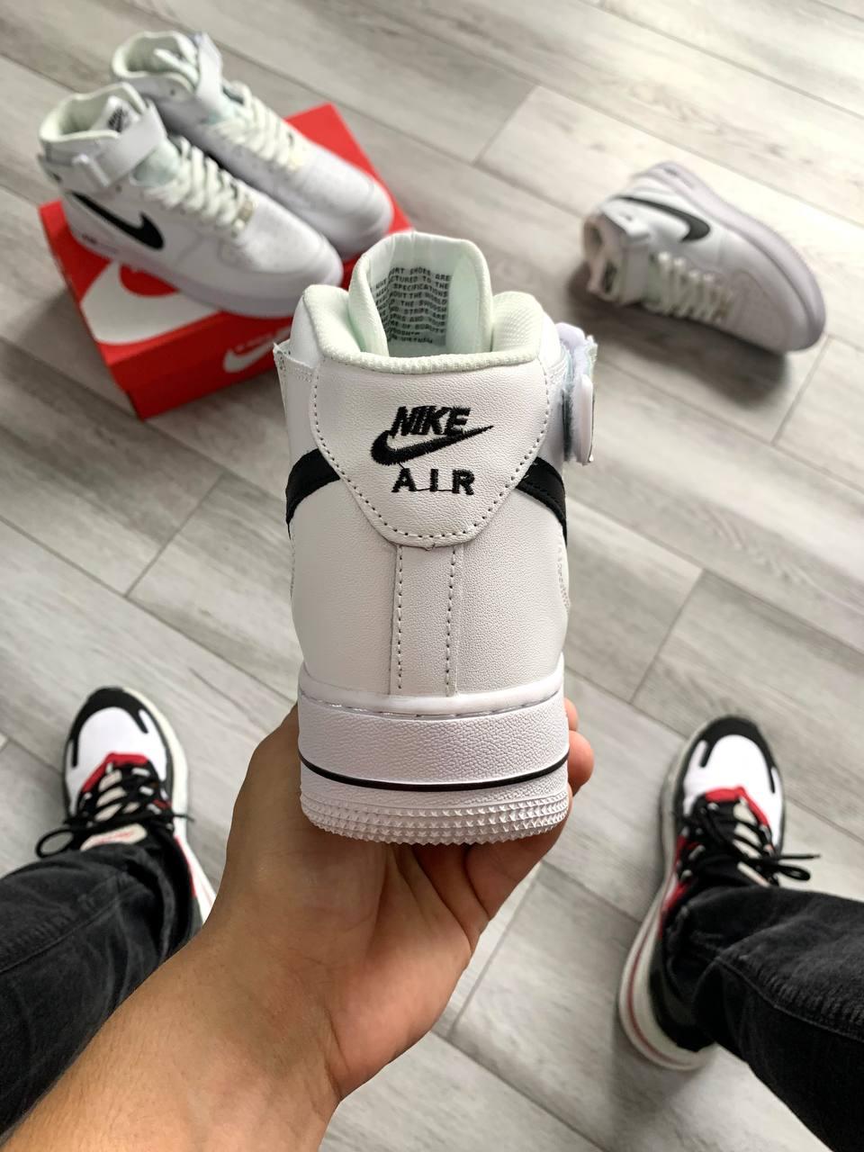Nike Air Force 1 Mid Black White