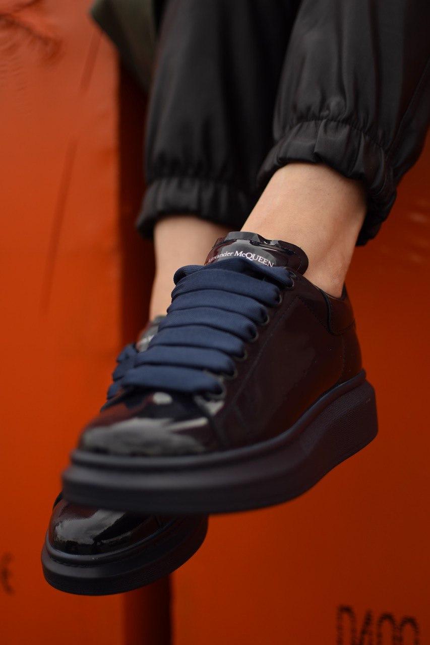 Alexander McQueen Low Patent Blue