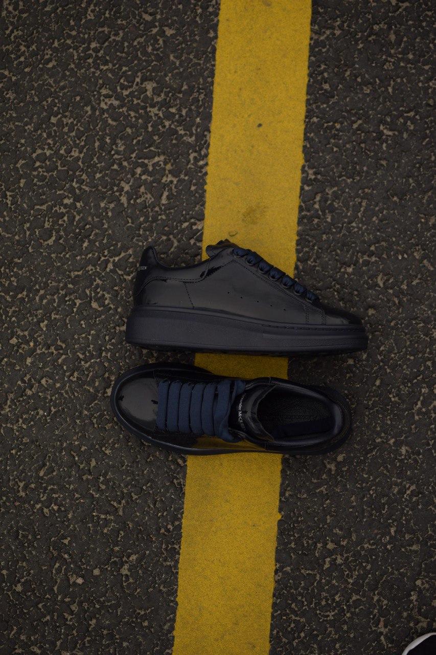 Alexander McQueen Low Patent Blue