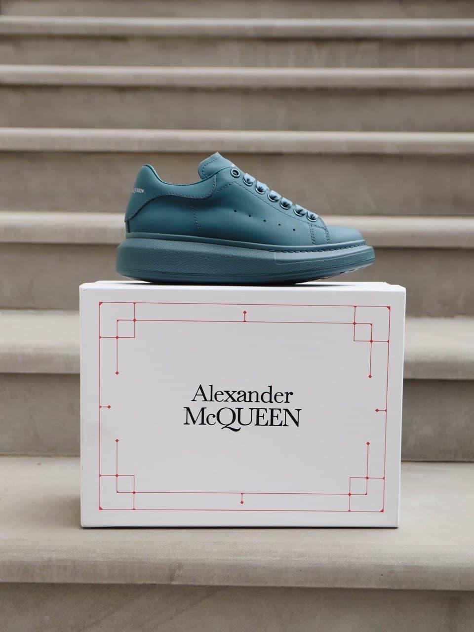 Alexander McQueen Low Moss Patent