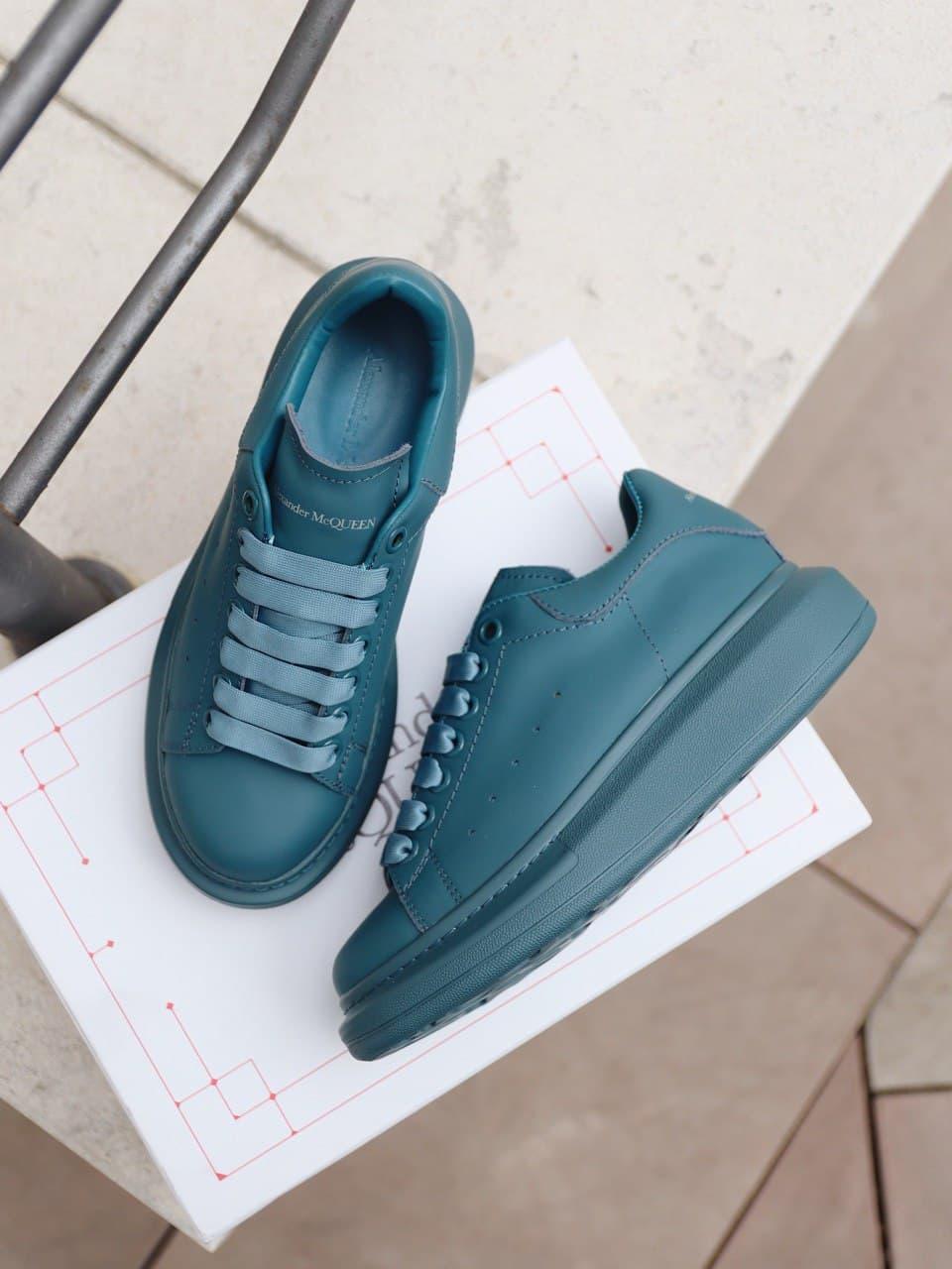 Alexander McQueen Low Moss Patent
