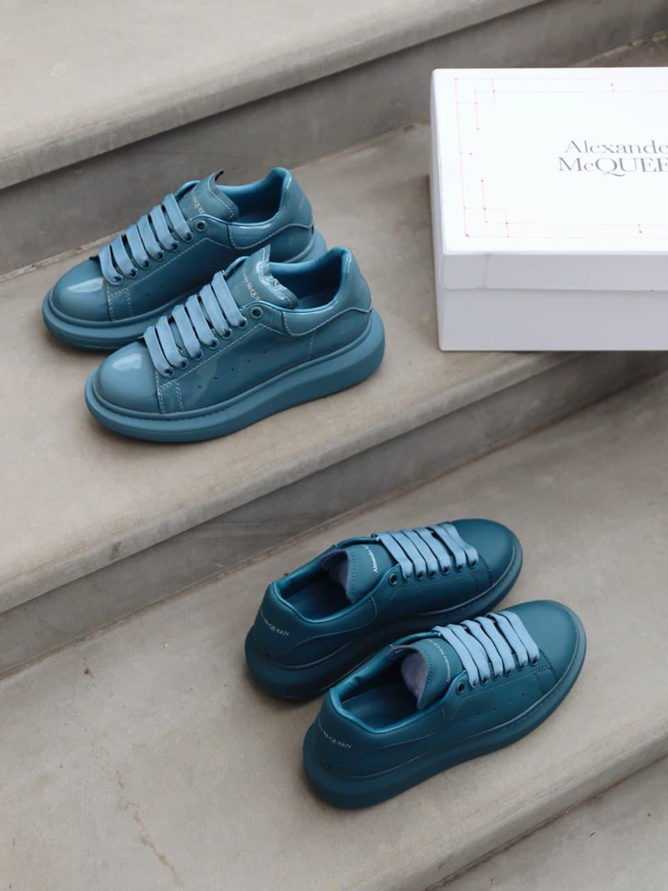Alexander McQueen Low Moss Patent