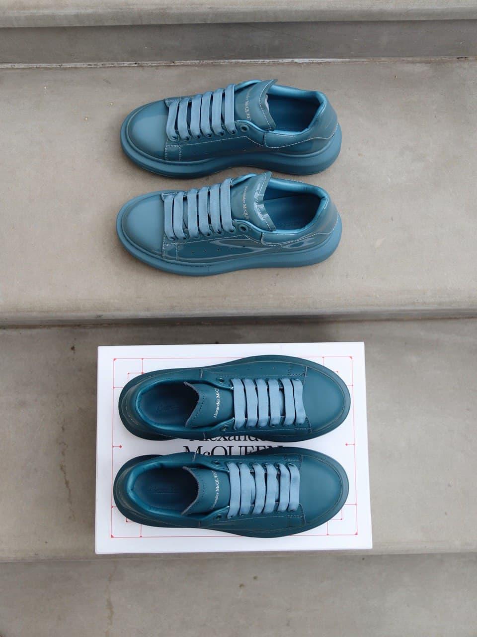 Alexander McQueen Low Moss Patent