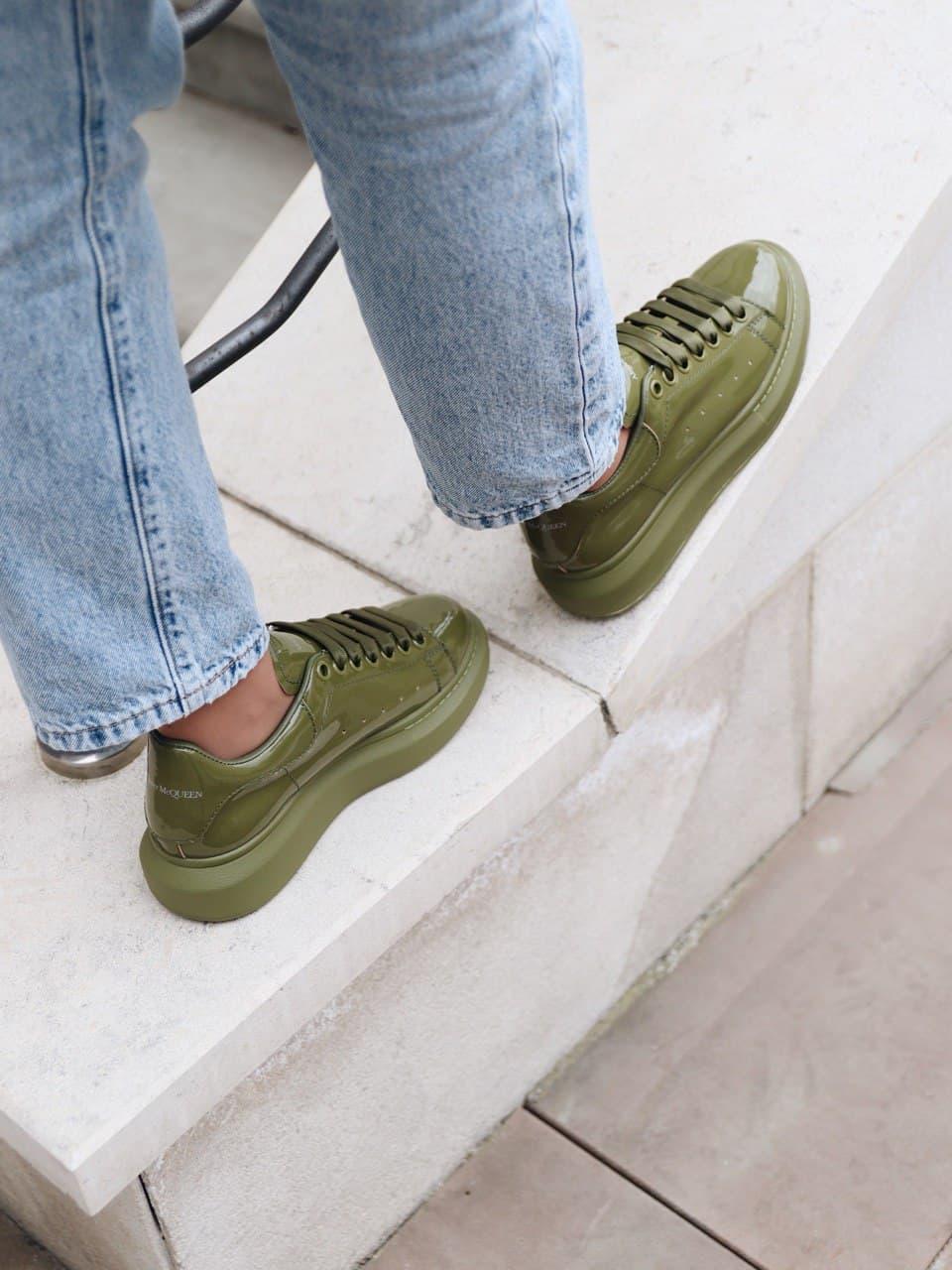 Alexander McQueen Low Olive Patent