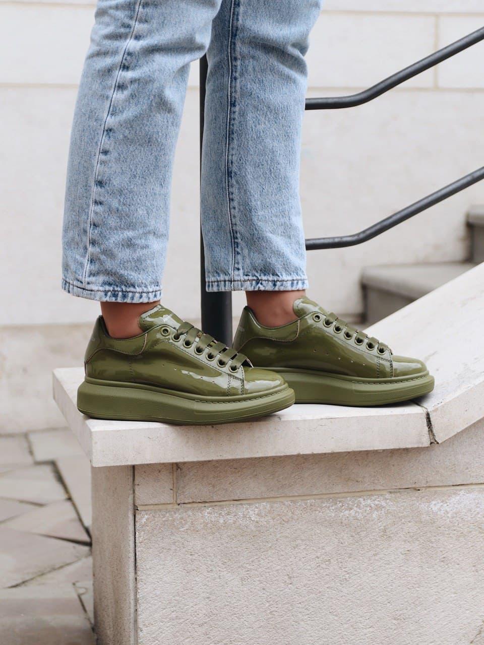 Alexander McQueen Low Olive Patent