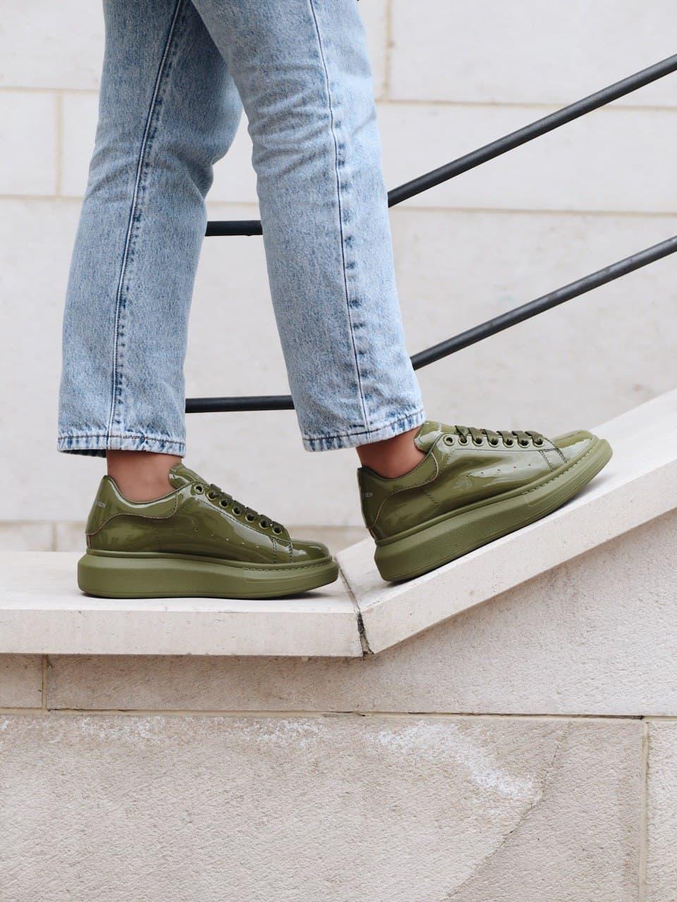 Alexander McQueen Low Olive Patent