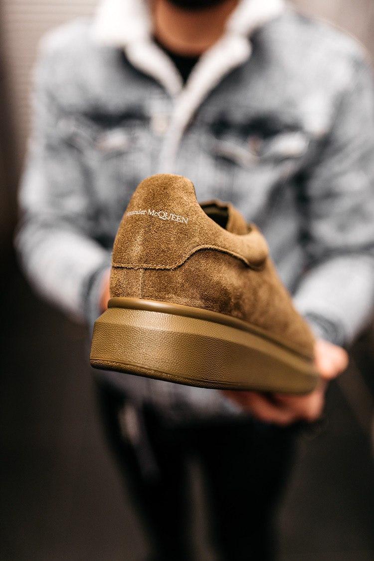 Alexander McQueen Low Larry Khaki