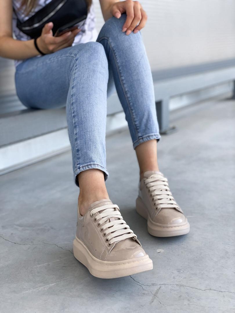 Alexander McQueen Low Light Beige Matte