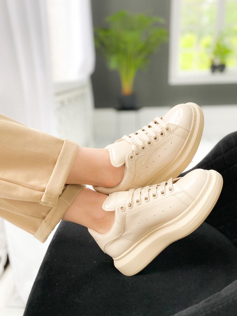 Alexander McQueen Low Light Beige Matte