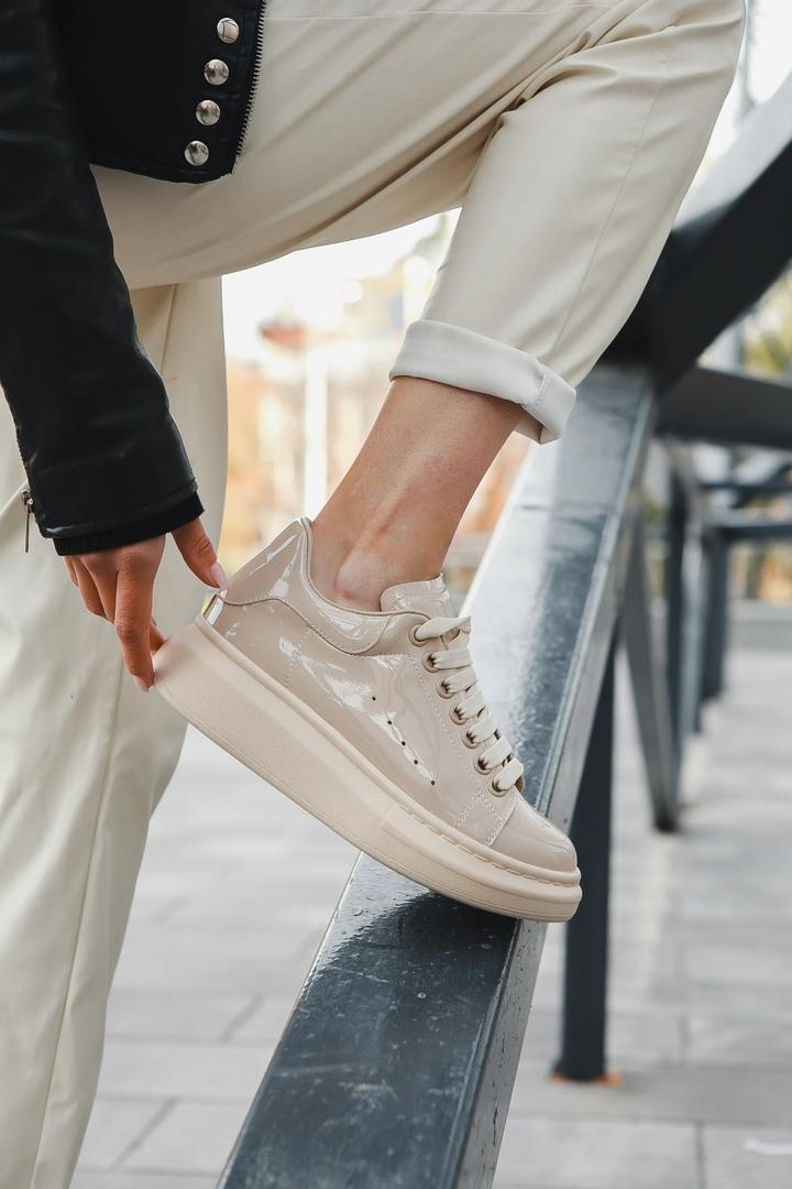 Alexander McQueen Low Light Beige Matte