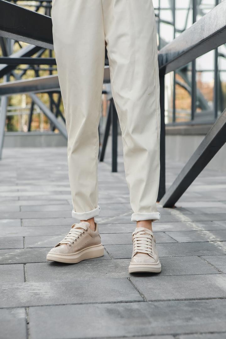 Alexander McQueen Low Light Beige Matte