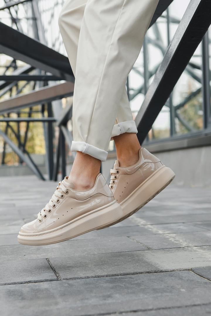 Alexander McQueen Low Light Beige Matte